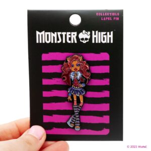 Clawdeen Wolf Pin